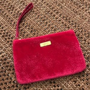Cute Ipsy fax fur makeup purse hot!!! Wristlet!!